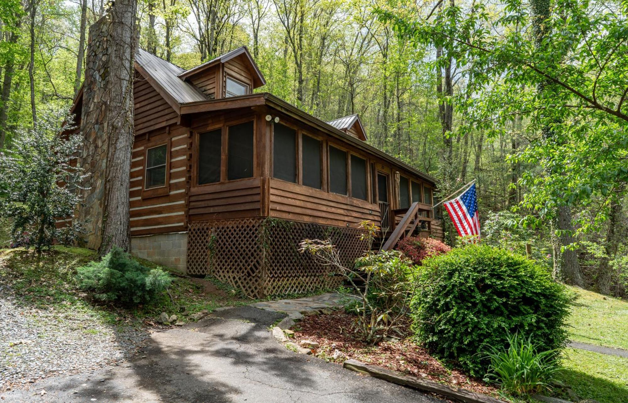 The Mountain Forager Cabin, Bryson Nc Holiday home Bryson City