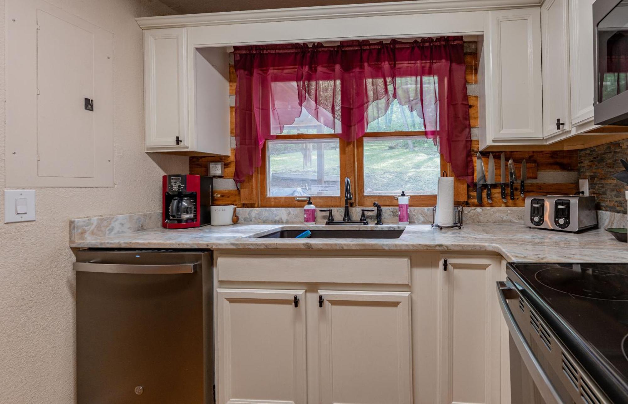 The Mountain Forager Cabin, Bryson Nc Сasa de vacaciones *